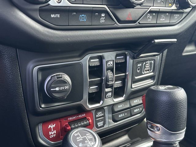 Certified 2025 Jeep Wrangler Unlimited Rubicon 4xe w/ Safety Group image 30