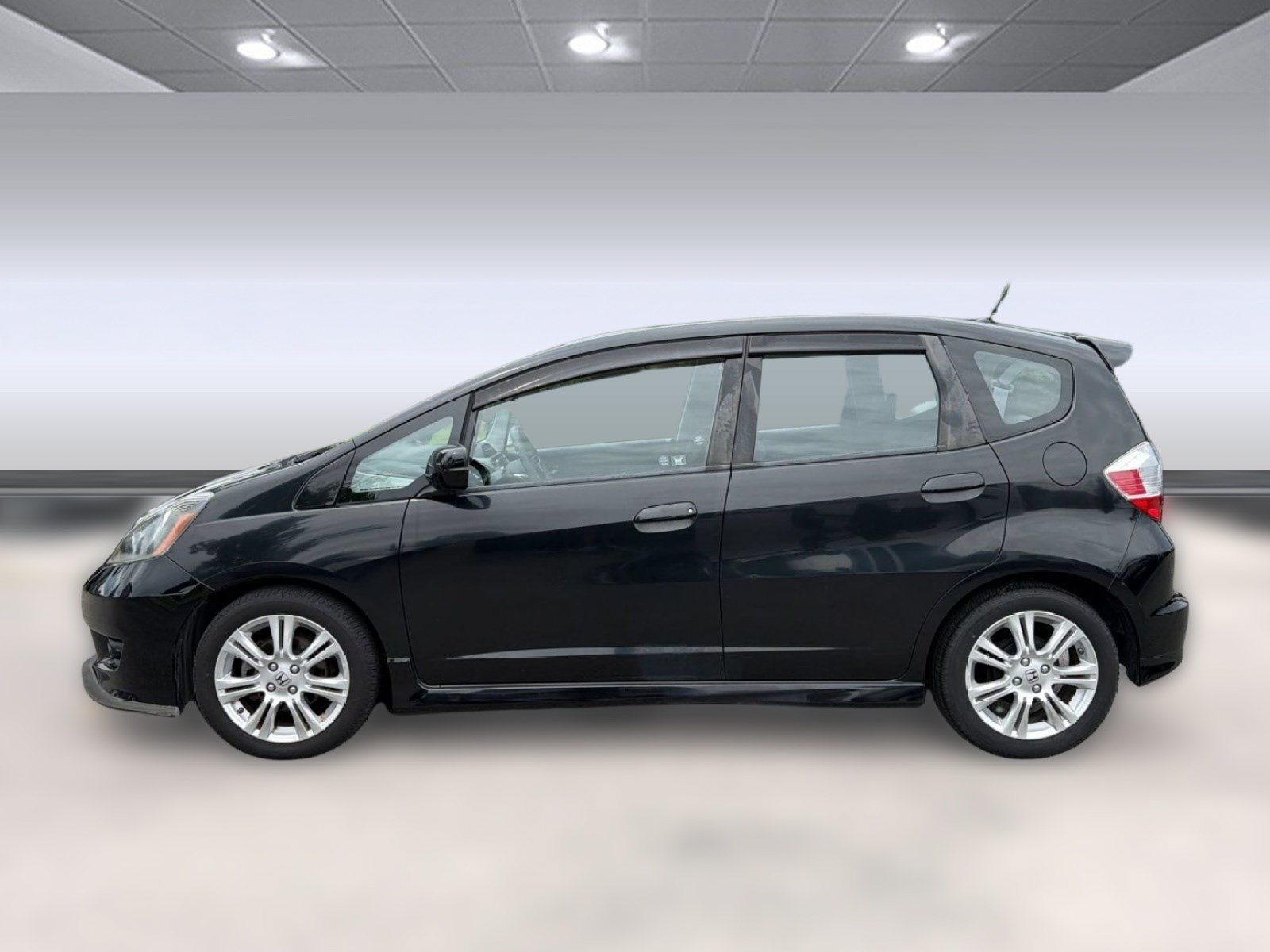 Used 2010 Honda Fit Sport image 2