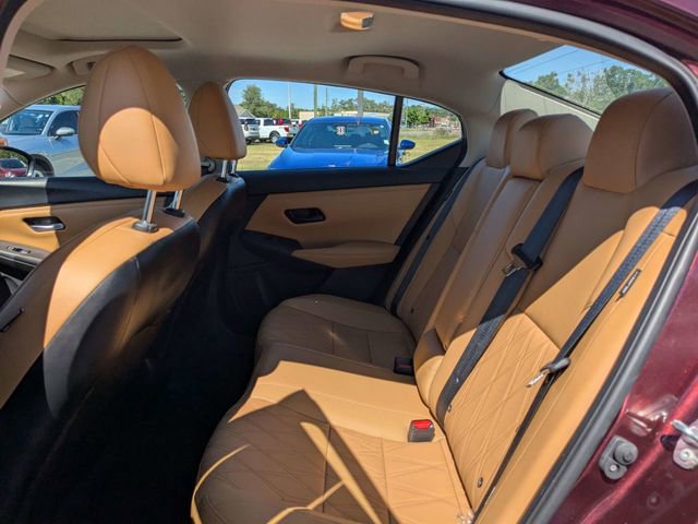 Used 2024 Nissan Sentra SV w/ SV Premium Package FWD image 12