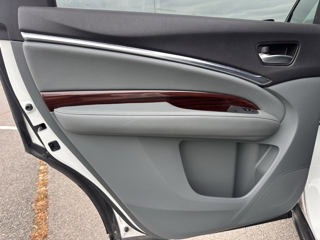 Used 2016 Acura MDX SH-AWD w/ Technology Package image 15