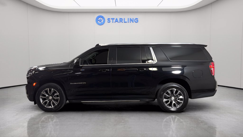 Used 2024 Chevrolet Suburban LT AWD/4WD image 3