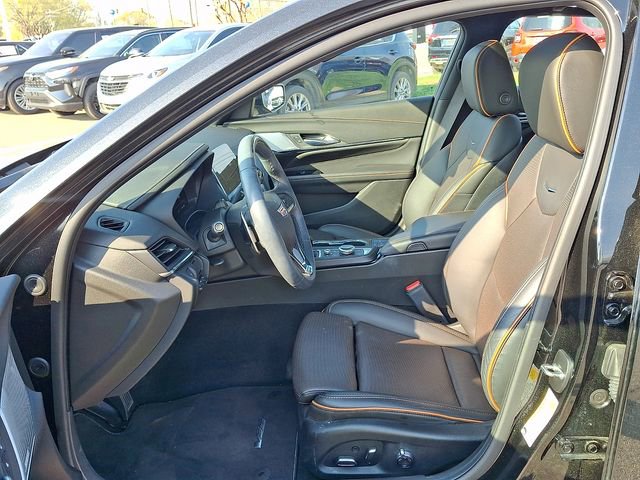 Certified 2024 Cadillac CT4 V w/ Super Cruise 2 Package RWD image 9