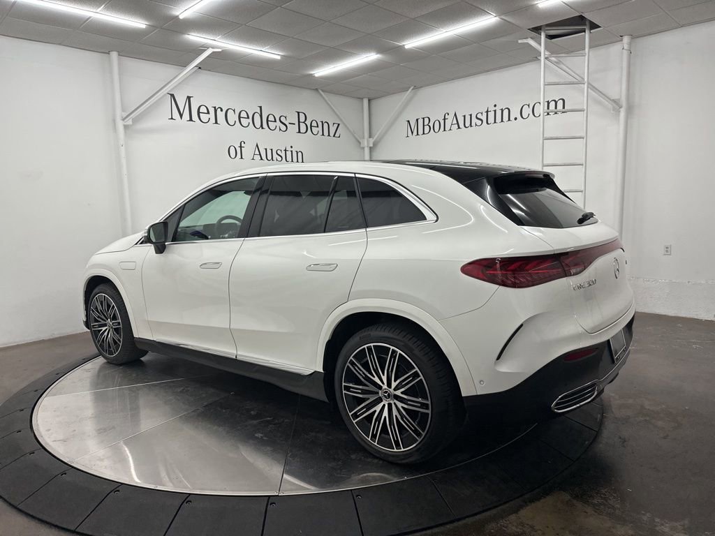 Used 2026 Mercedes-Benz EQE 320 4MATIC SUV image 5