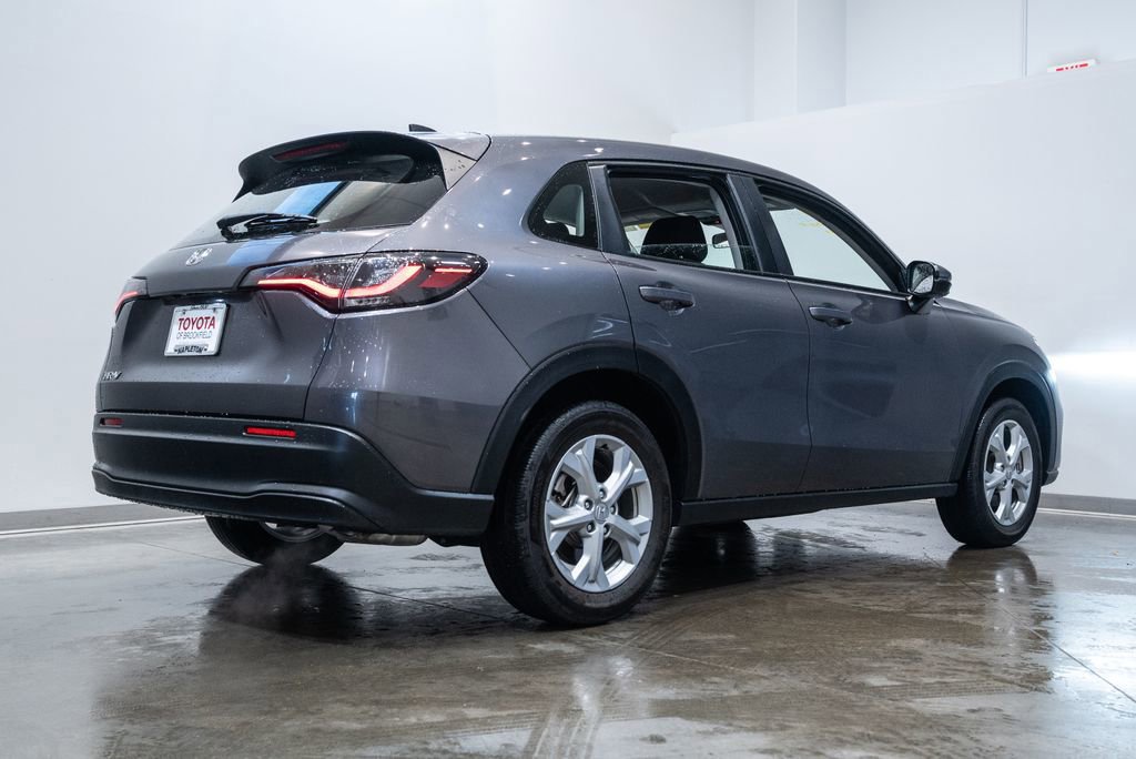 Used 2025 Honda HR-V LX image 9