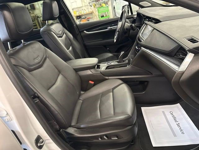 Certified 2022 Cadillac XT5 Premium Luxury AWD/4WD image 27