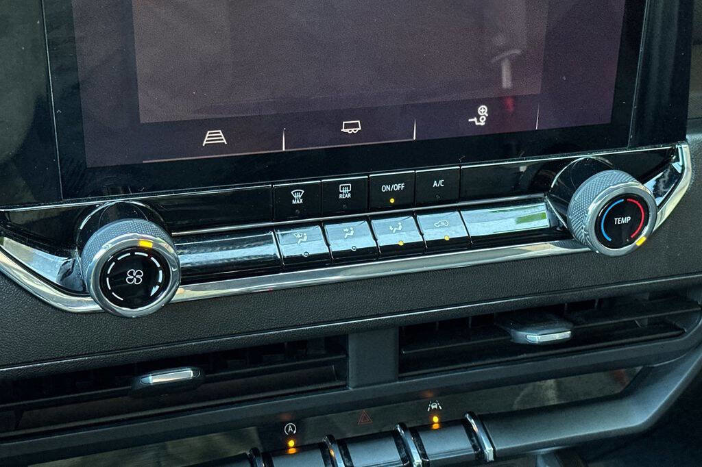 Used 2023 Chevrolet Colorado Trail Boss w/ Advanced Trailering Package image 19