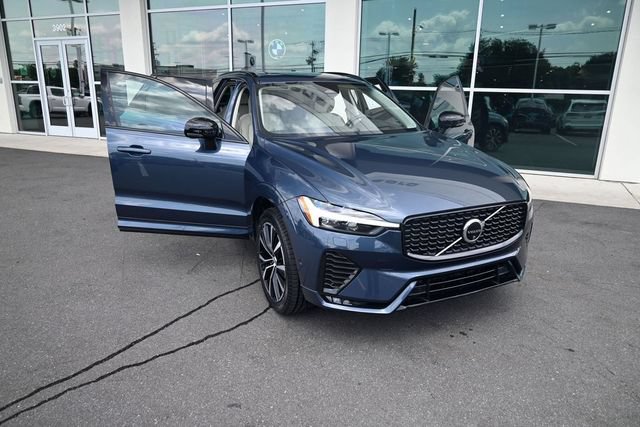 Used 2024 Volvo XC60 B5 Ultimate w/ Protection Package Premier AWD/4WD image 34