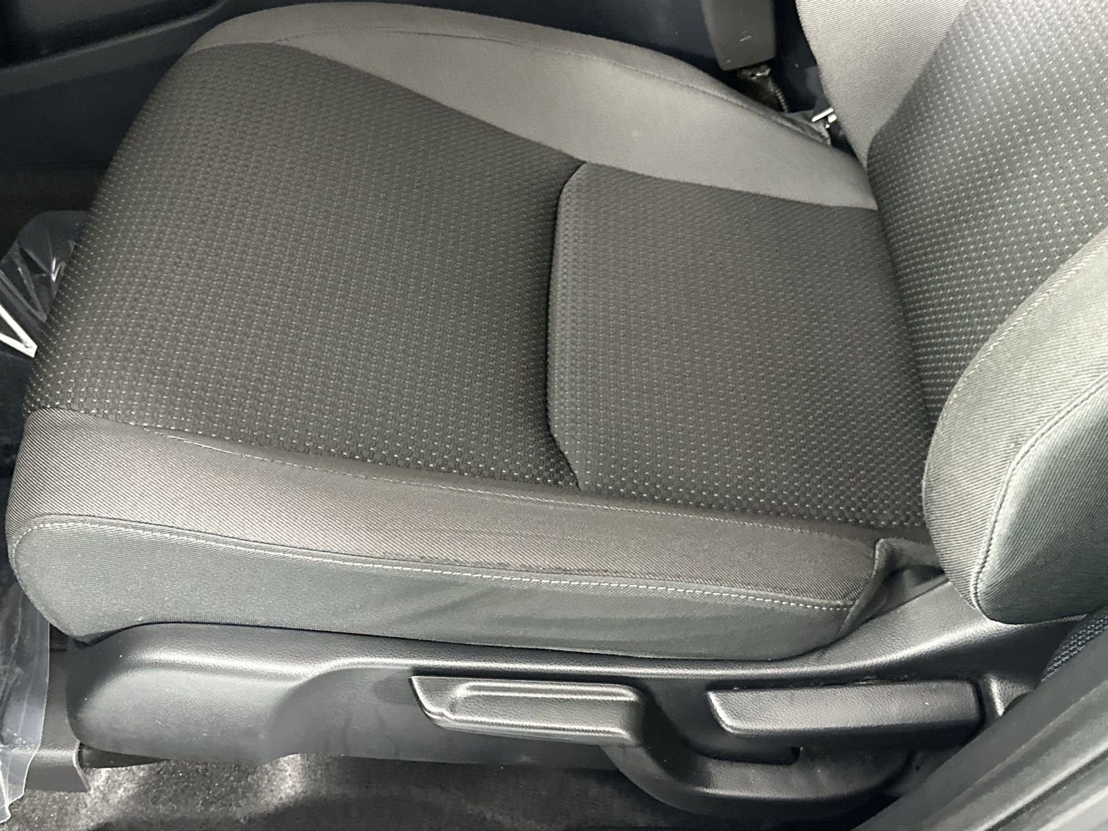 Used 2020 Honda HR-V EX image 12