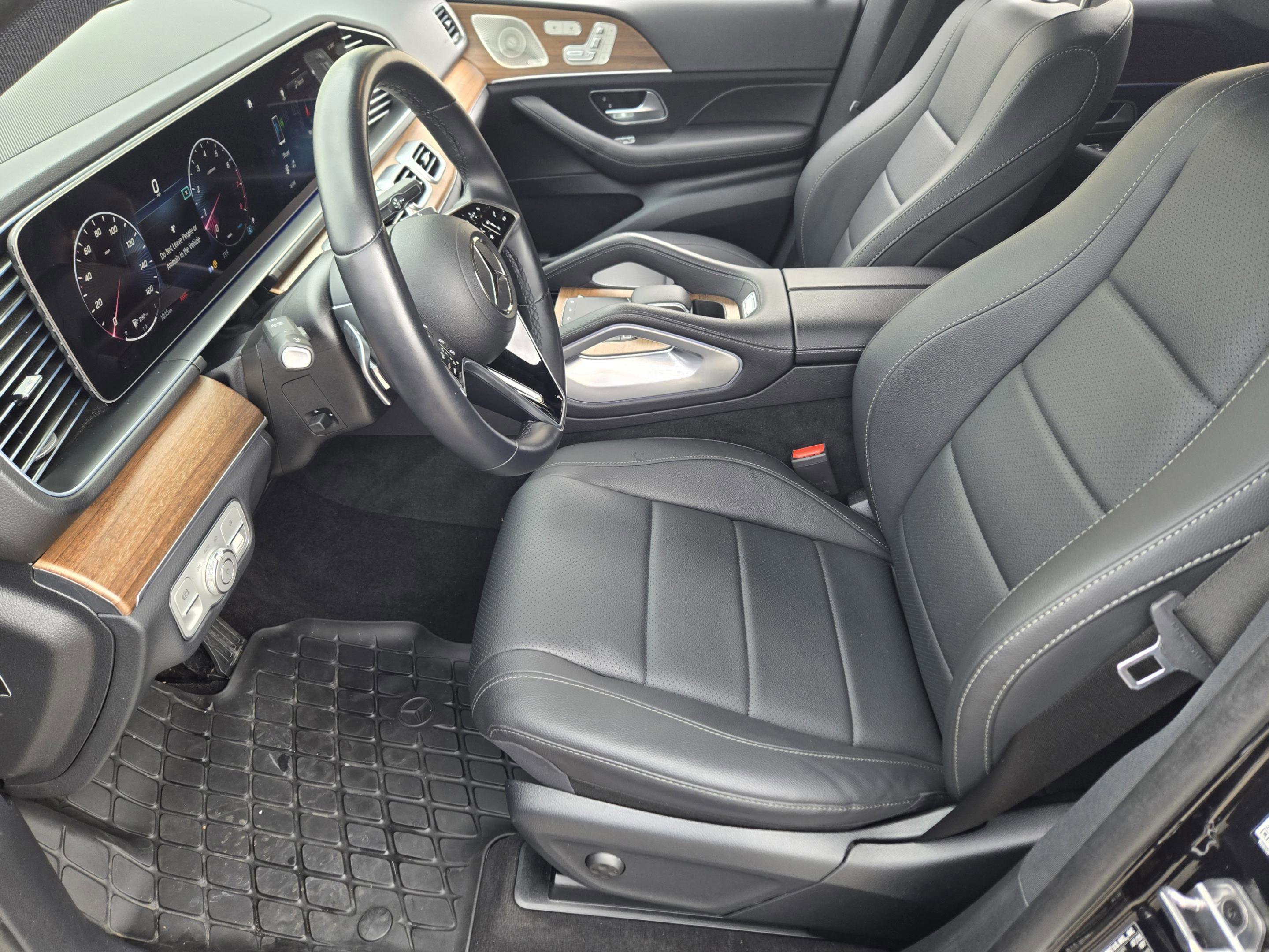 Used 2025 Mercedes-Benz GLE 350 4MATIC image 11