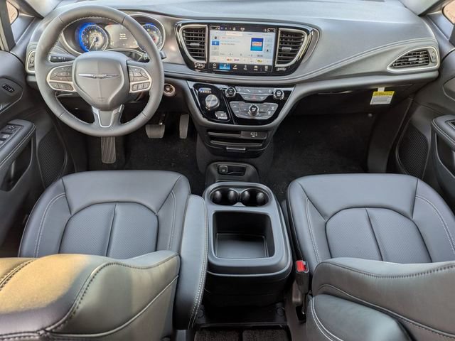 New 2026 Chrysler Pacifica Select image 26