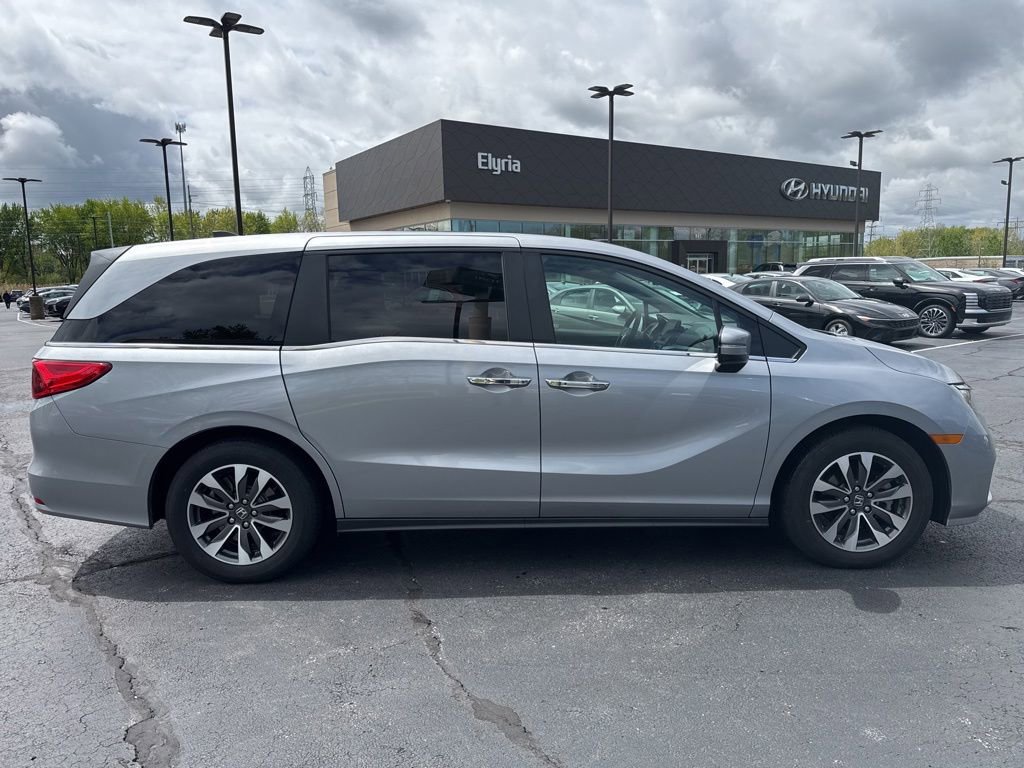 Used 2023 Honda Odyssey EX-L image 4