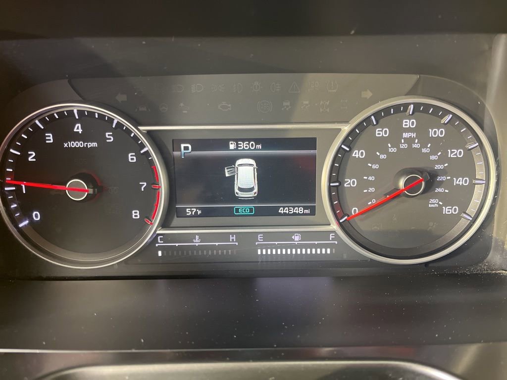 Used 2023 Kia Sorento LX image 32