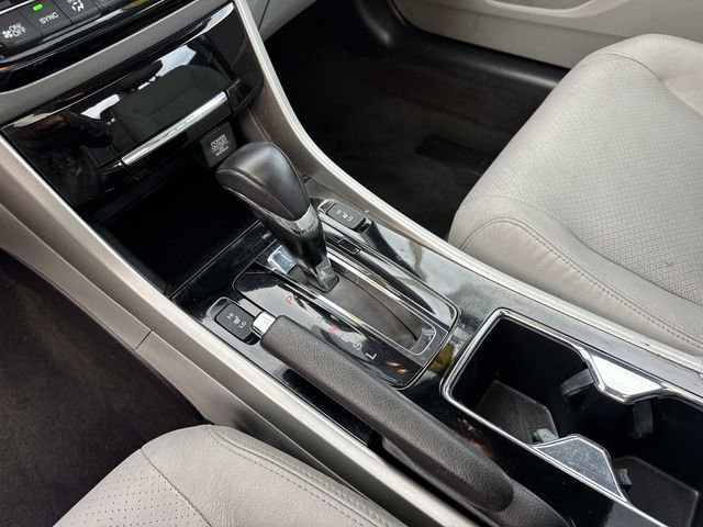 Used 2017 Honda Accord EX-L image 25