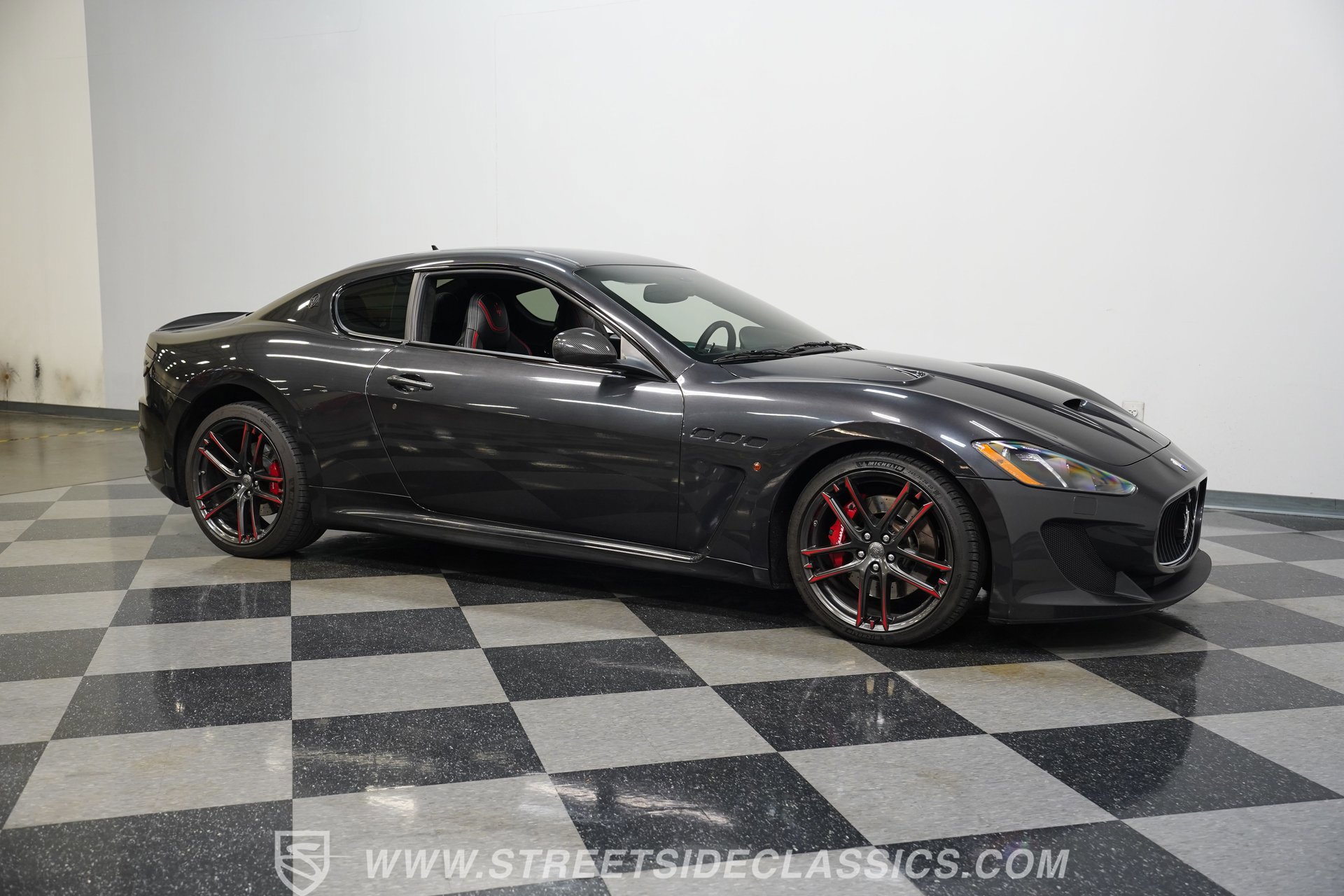 Used 2015 Maserati GranTurismo MC Centennial image 15