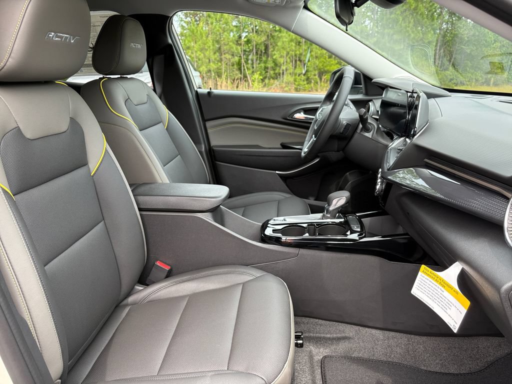 New 2026 Chevrolet Trax ACTIV w/ Driver Confidence Package FWD image 24