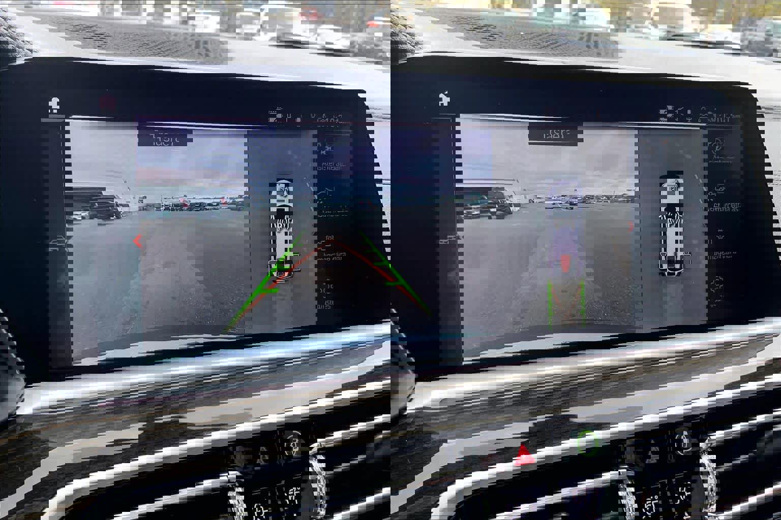 Used 2023 BMW X6 xDrive40i w/ M Sport Package image 28