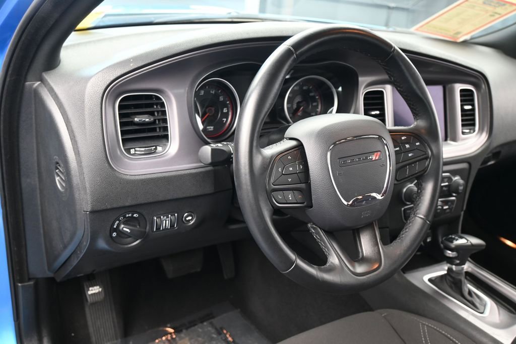Used 2023 Dodge Charger SXT RWD image 15