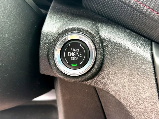 Used 2023 Chevrolet TrailBlazer RS w/ Sun and Liftgate Package AWD/4WD image 16