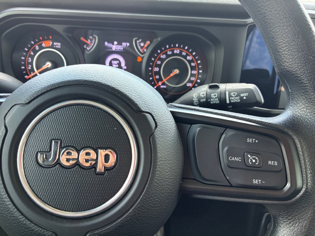 Used 2024 Jeep Wrangler Sport AWD/4WD image 12