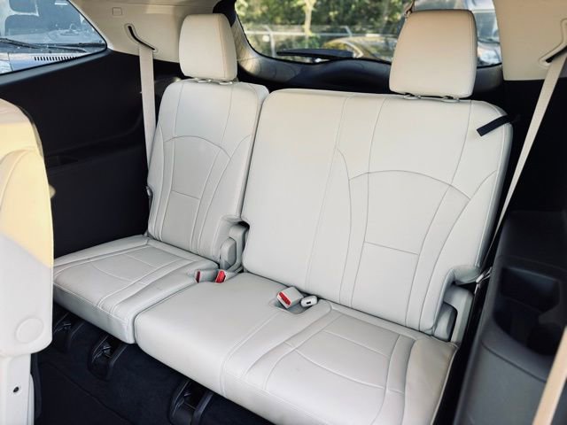 Used 2023 Buick Enclave Essence w/ Experience Buick Package image 20