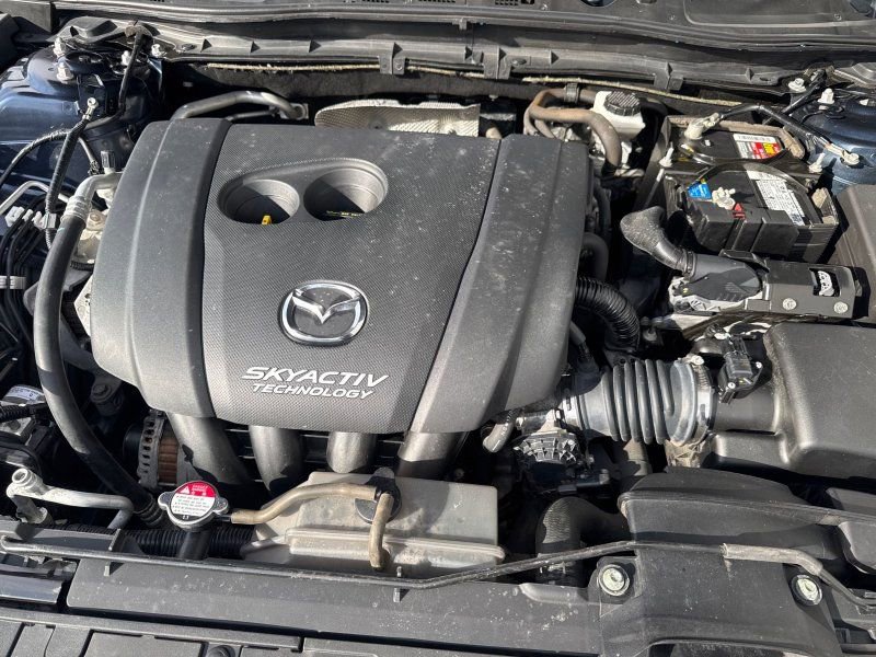 Used 2018 MAZDA MAZDA3 Touring image 35