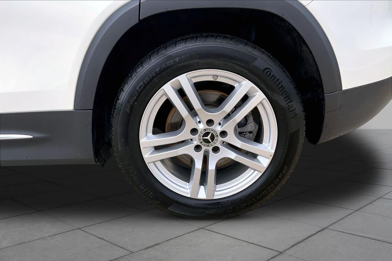 Used 2023 Mercedes-Benz GLB 250 image 11