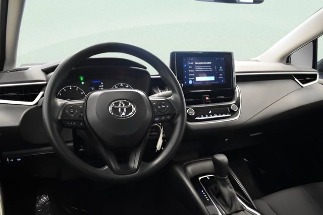 Used 2024 Toyota Corolla LE image 23