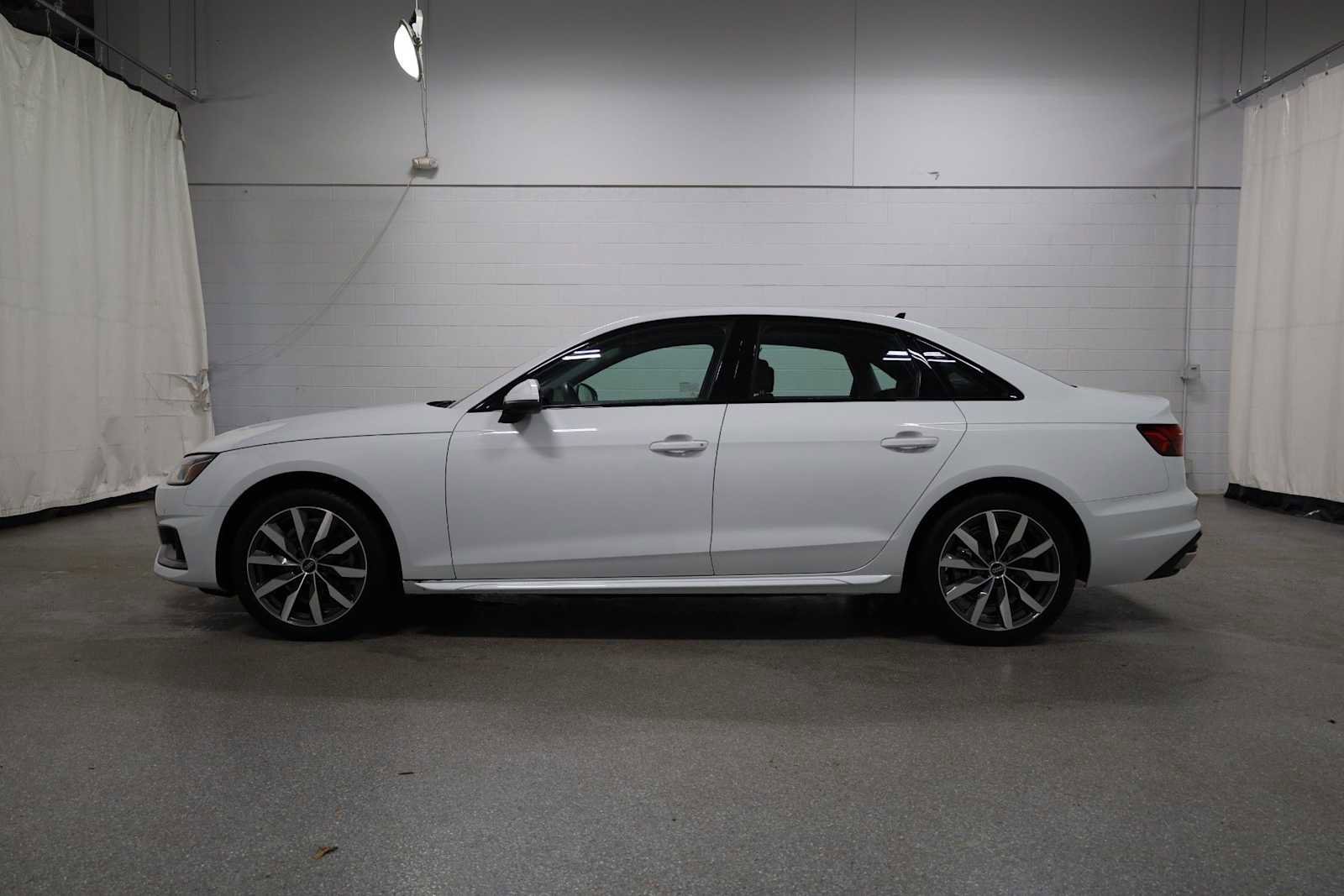 Used 2023 Audi A4 2.0T Premium Plus w/ Premium Plus Package image 2