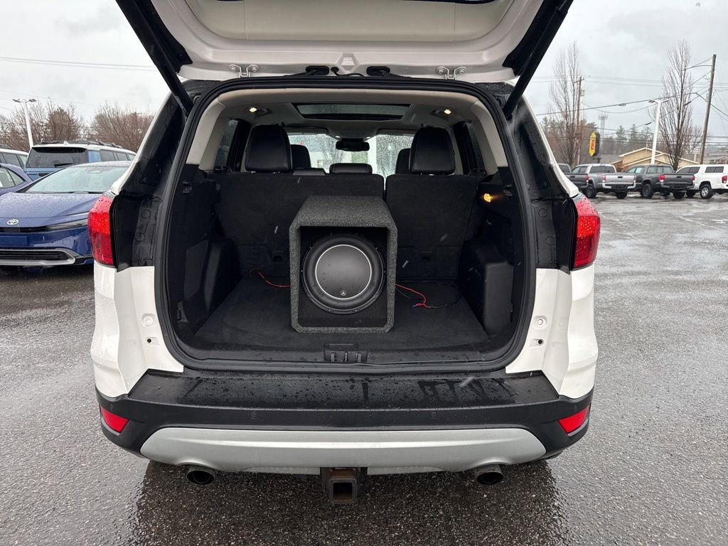 Used 2019 Ford Escape Titanium AWD/4WD image 4