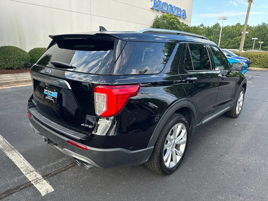 Used 2023 Ford Explorer Platinum w/ Technology Package AWD/4WD image 3