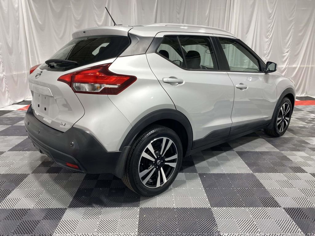 Used 2020 Nissan Kicks SV FWD image 4