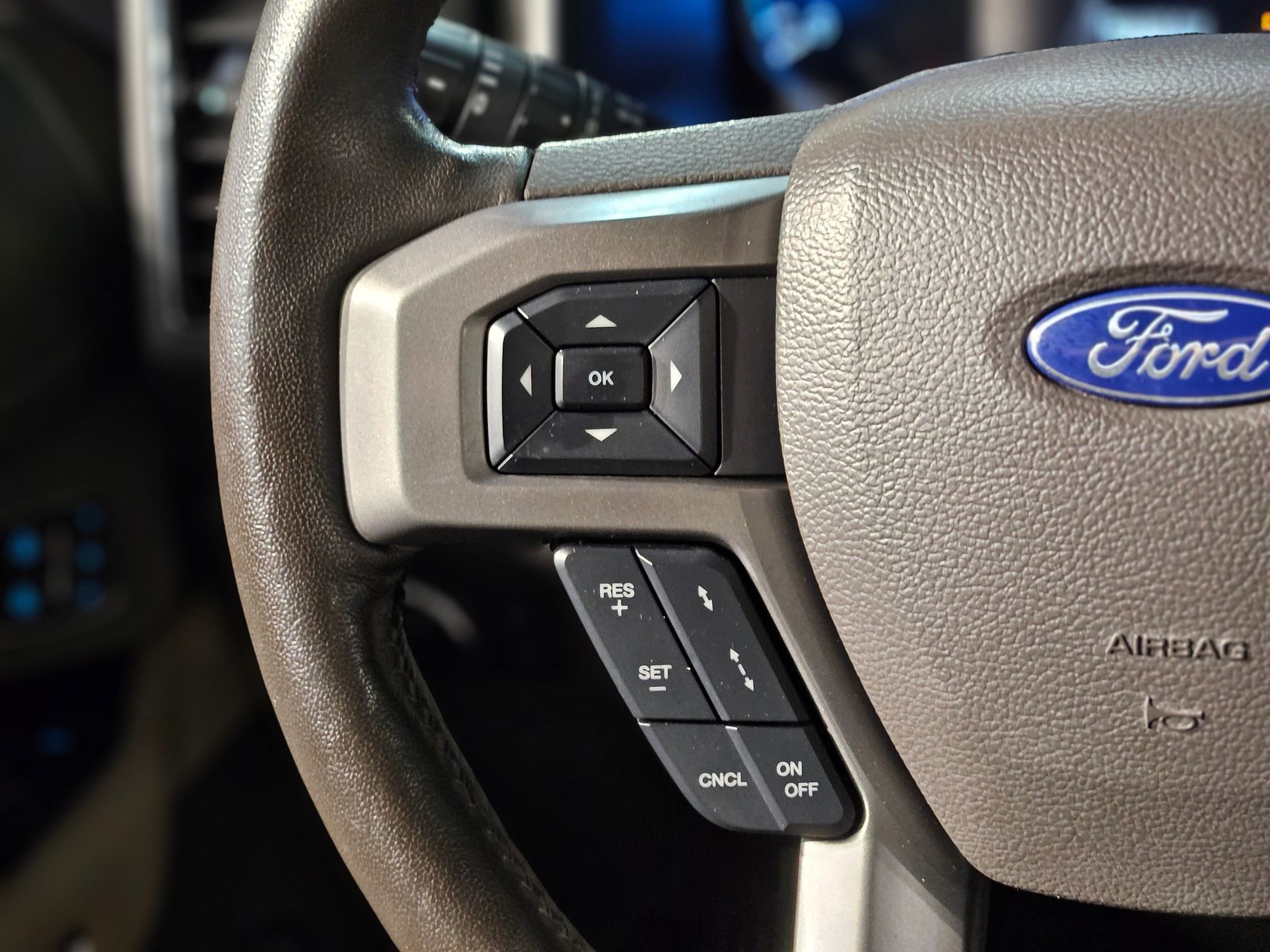 Used 2021 Ford Expedition Max XLT image 28