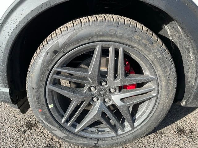 New 2026 Ford Explorer ST w/ Sun And Sound Package image 10