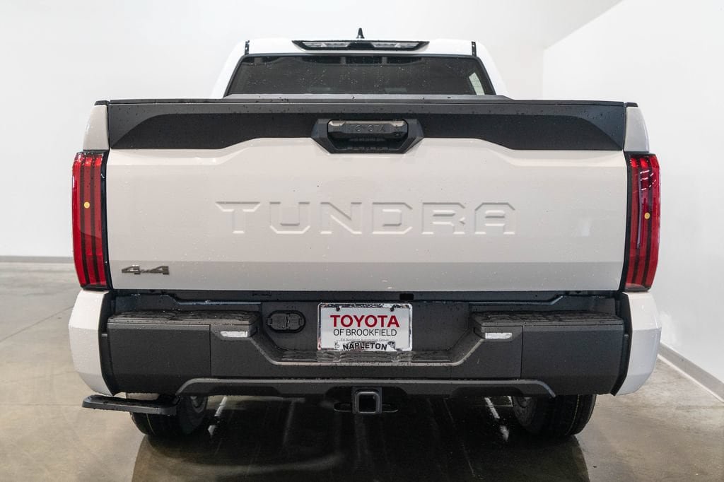 Certified 2026 Toyota Tundra SR5 AWD/4WD image 7