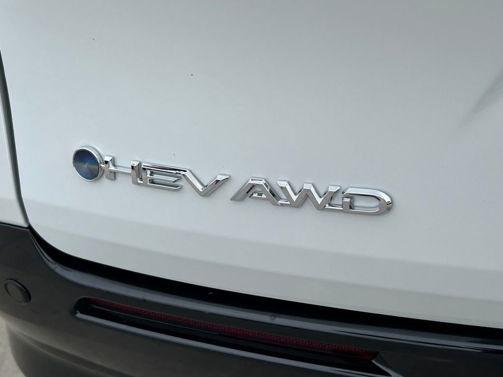 Used 2026 Toyota Sienna Limited image 13