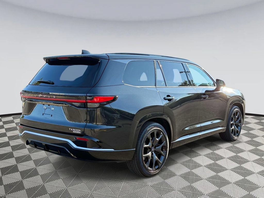 Used 2025 Lexus TX 500h AWD image 2