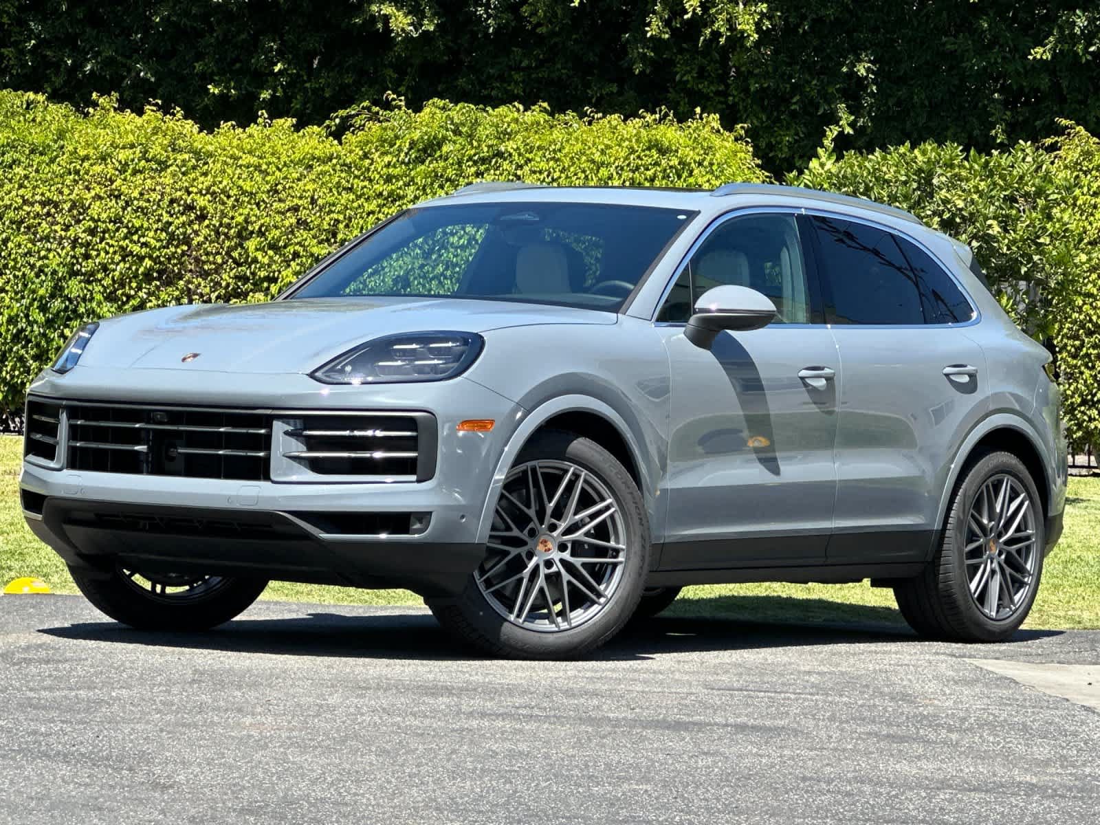 New 2026 Porsche Cayenne AWD/4WD video 1