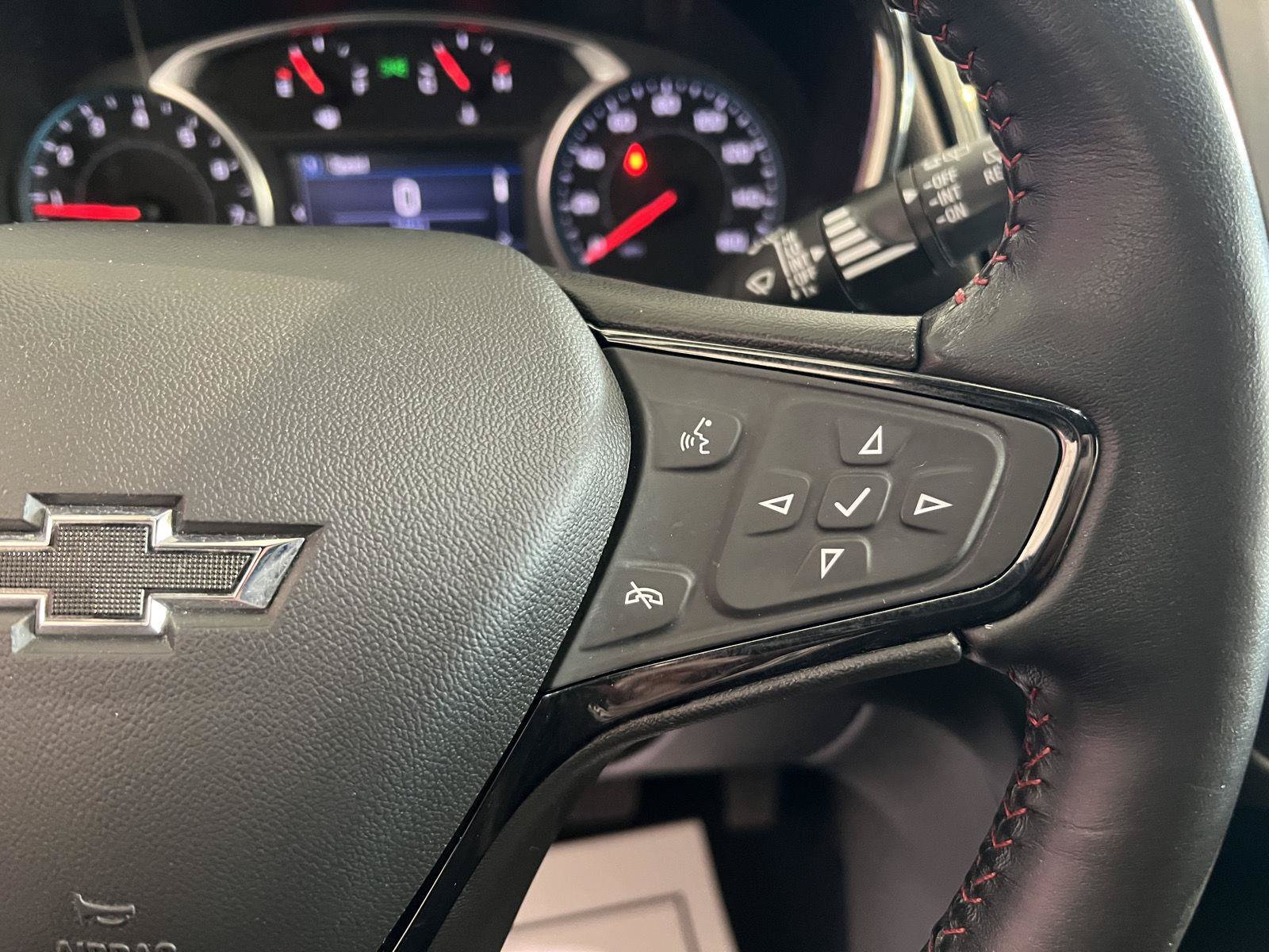 Used 2022 Chevrolet Equinox RS AWD/4WD image 35