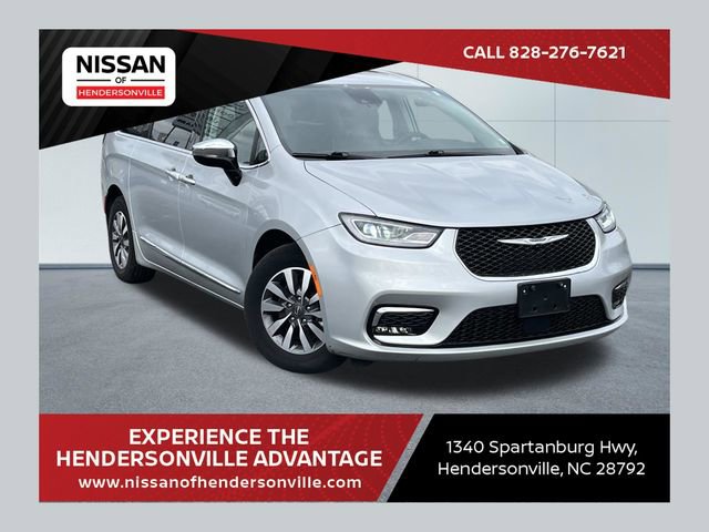 Used 2023 Chrysler Pacifica Limited