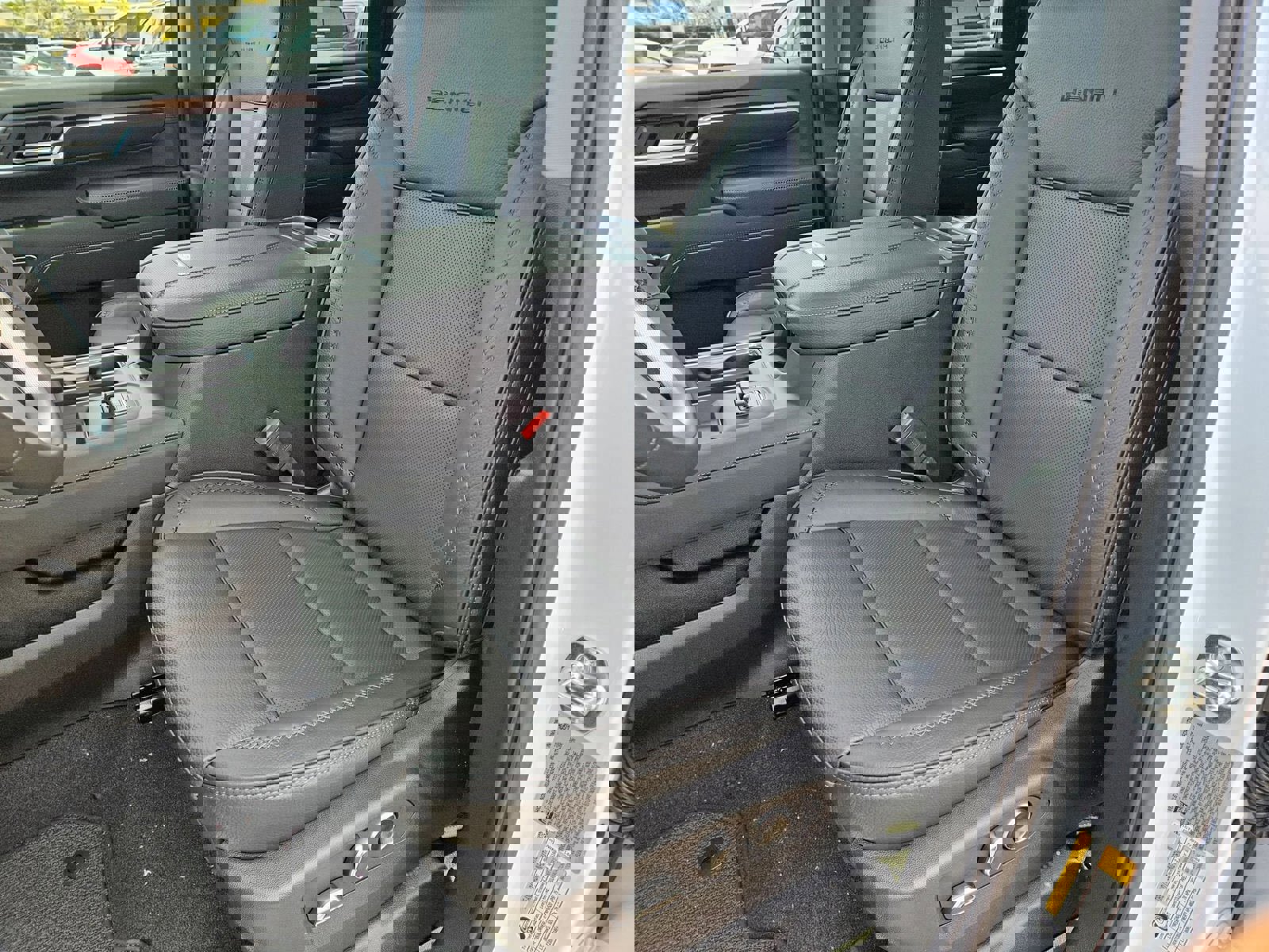 New 2026 GMC Sierra 3500 Denali w/ Denali Reserve Package image 19