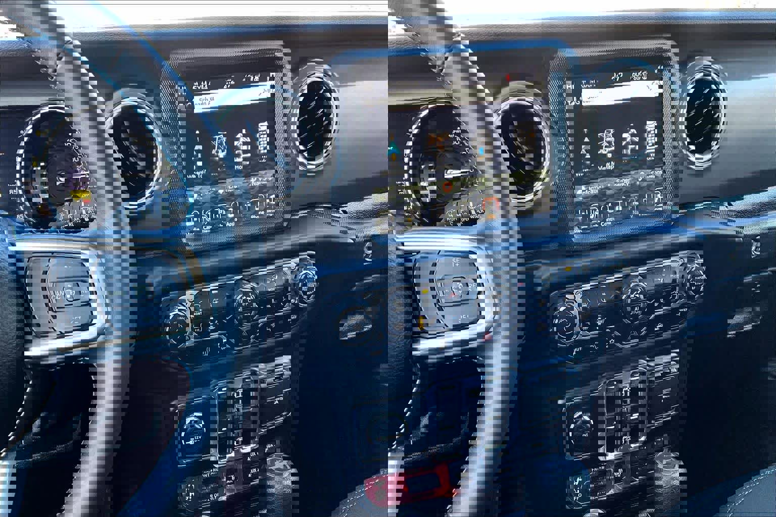 Used 2023 Jeep Wrangler Rubicon w/ Cold Weather Group image 7