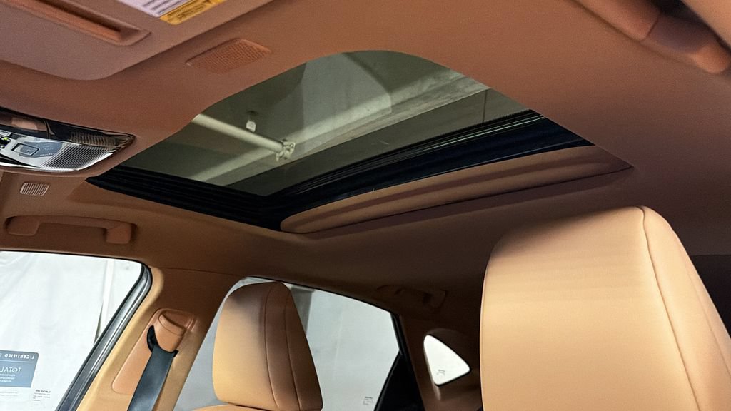 Certified 2022 Lexus NX 350h AWD image 6