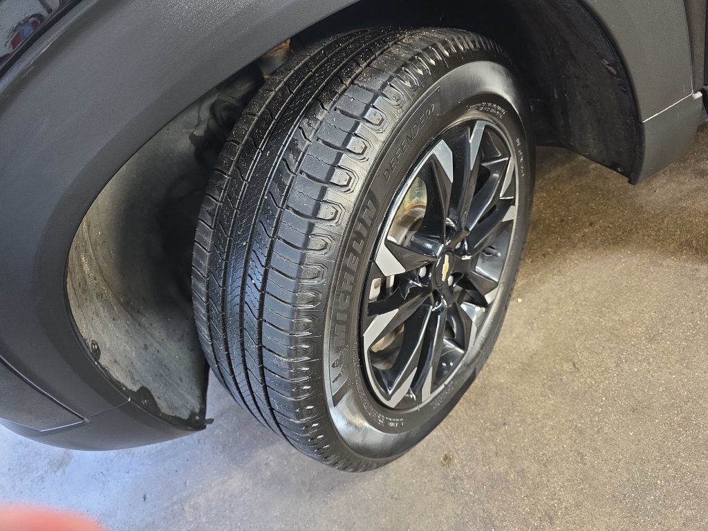 Used 2023 Chevrolet TrailBlazer LT AWD/4WD image 30