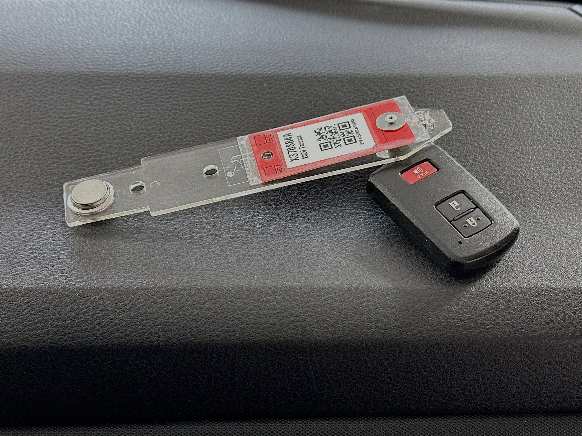 Used 2020 Toyota Tacoma TRD Sport image 32