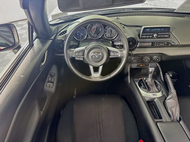 Used 2016 MAZDA MX-5 Miata Sport image 24