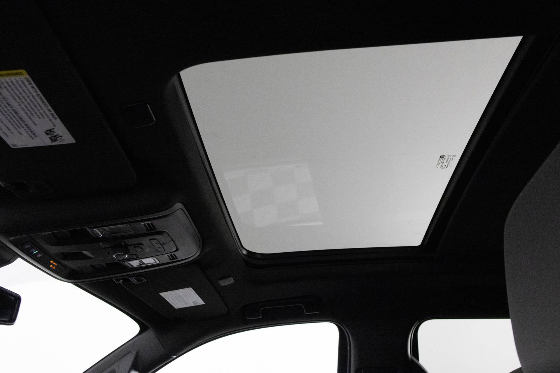 Used 2022 Chevrolet Suburban Z71 w/ Z71 Off-Road Package image 30