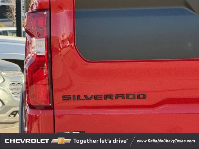 Certified 2024 Chevrolet Silverado 1500 ZR2 w/ ZR2 Bison Edition image 9