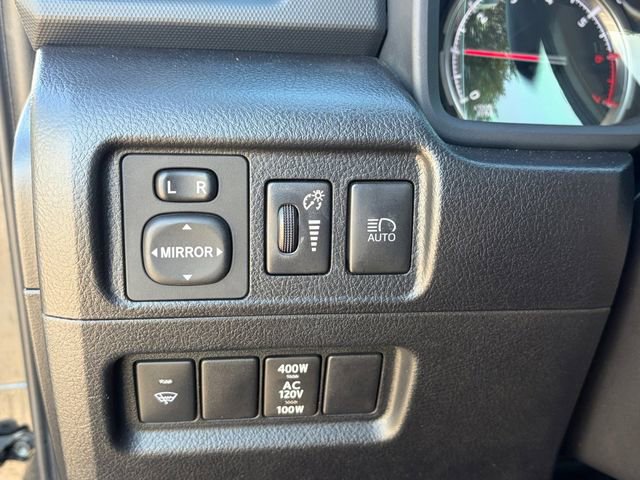Used 2020 Toyota 4Runner TRD Off-Road Premium AWD/4WD image 5