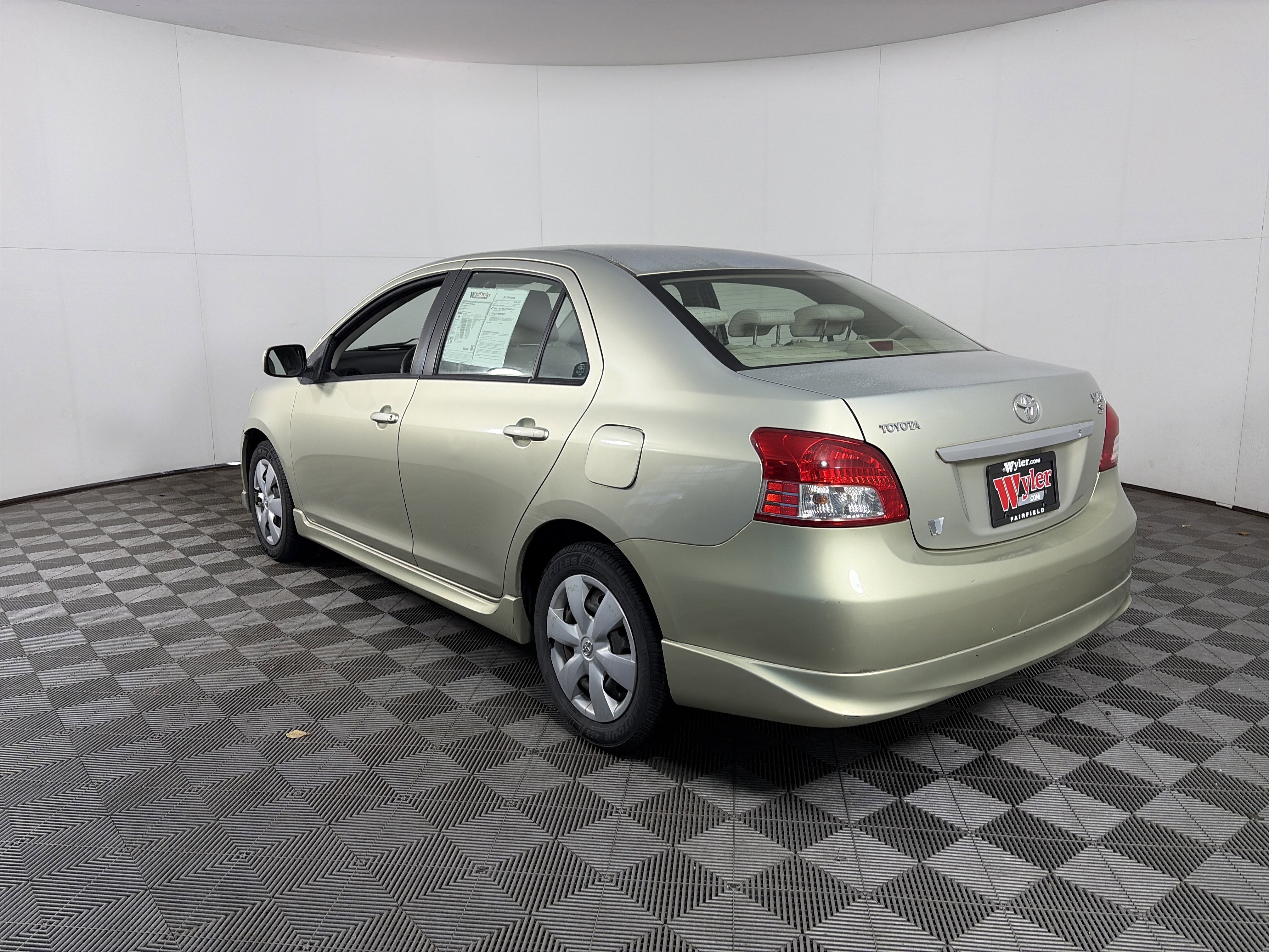 Used 2007 Toyota Yaris Sedan image 12
