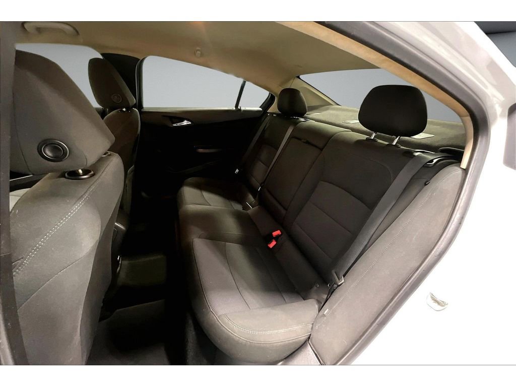 Used 2018 Chevrolet Cruze LT FWD image 27